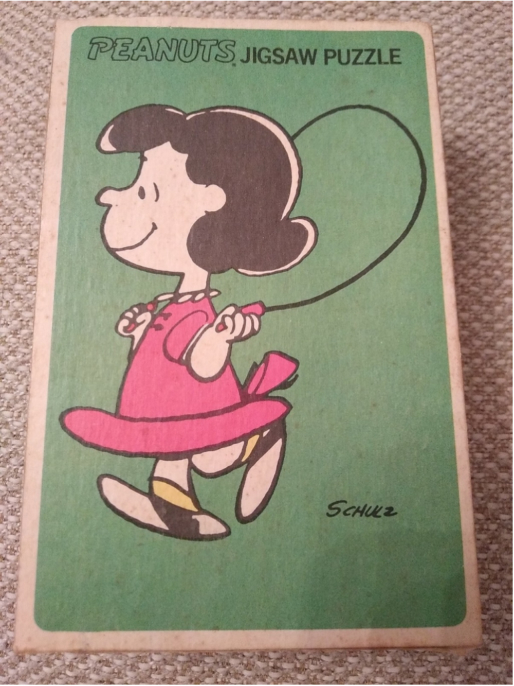 Lucy Peanuts Charlie Brown Jigsaw Puzzle all pieces w/box Vintage 1952 Jump rope